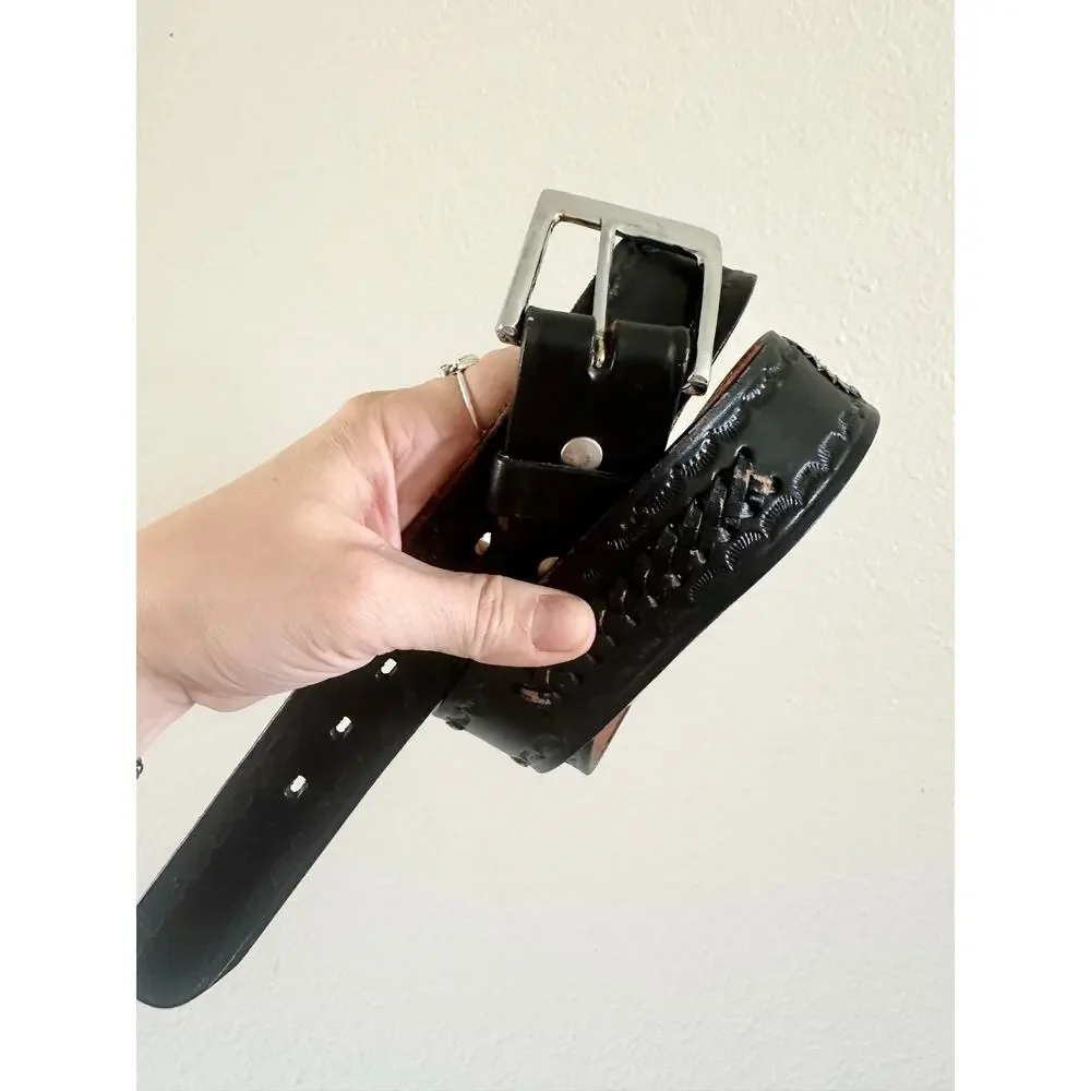 Cindilo handtooled scorpion